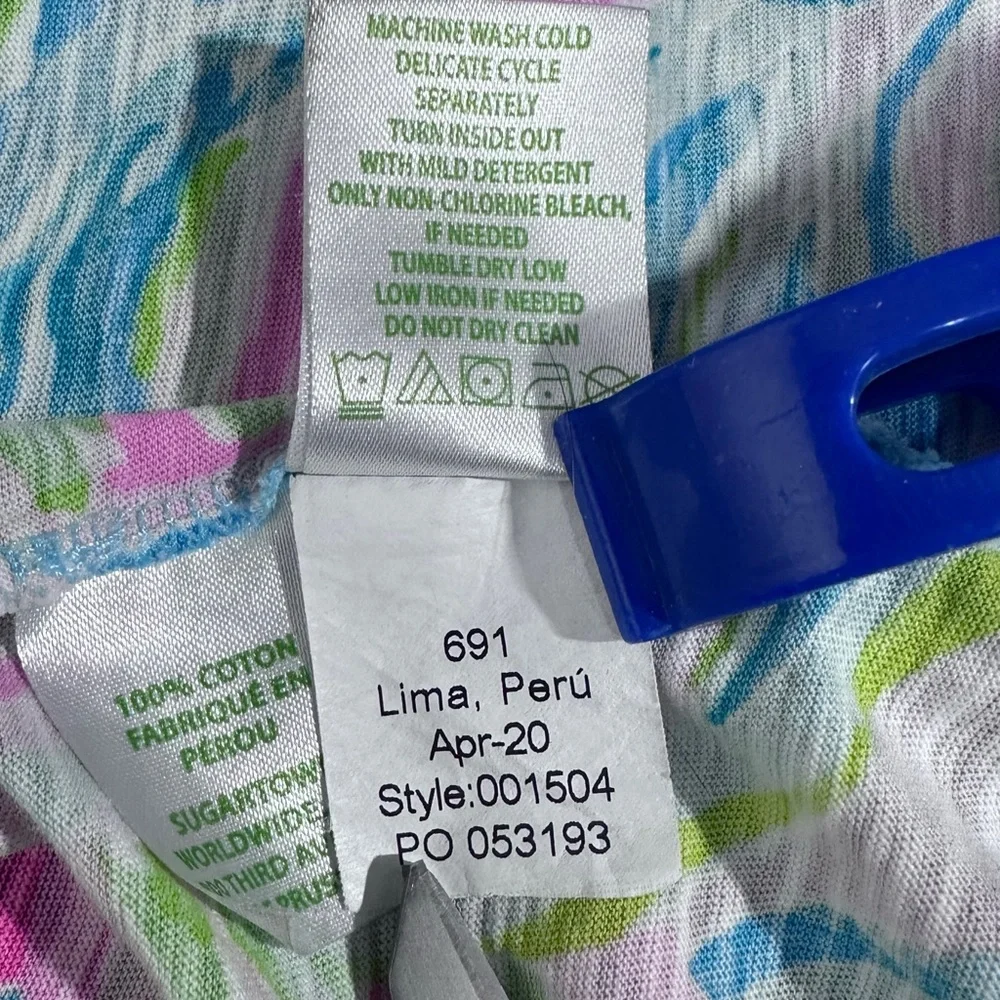 Lilly Pulitzer Etta V-Neck Tee [7008] - Picture 8 of 9
